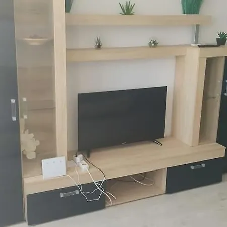 アパート Nice Apartment