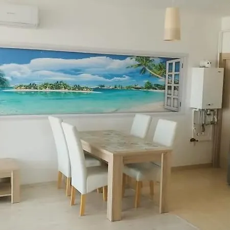 Nice Apartment アパート *